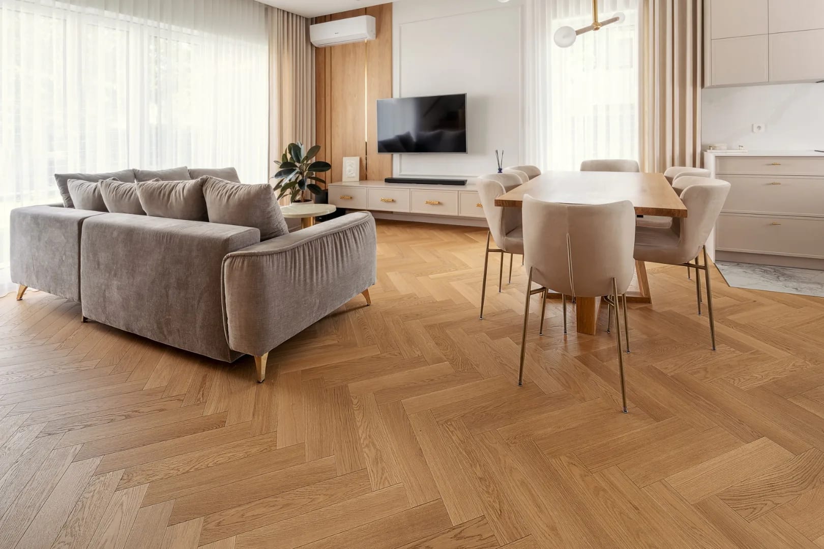 Kaczkan Pure Forest oak with hardwax oil